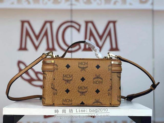 MCM女包 原單 30913 爆款MCM Rockstar化妝包 明星同款 百搭款女手提包 MCM單肩斜挎包  mdmc1370
